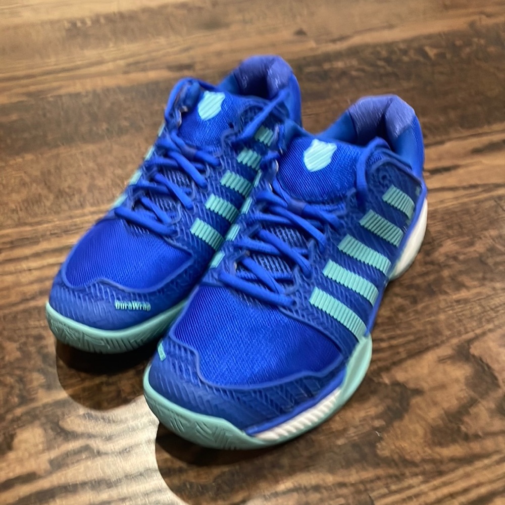 K-Swiss women’s tennis sneaker, size 10, Hypercourt Express
